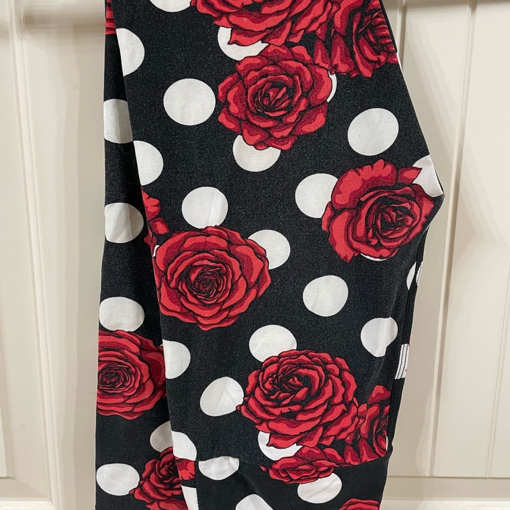 LuLaRoe OS leggings